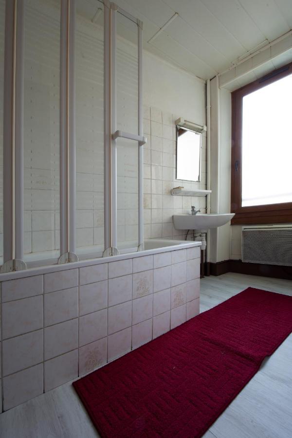 T1 Situe A 100 M Des Thermes Apartment Aix-les-Bains Exterior photo
